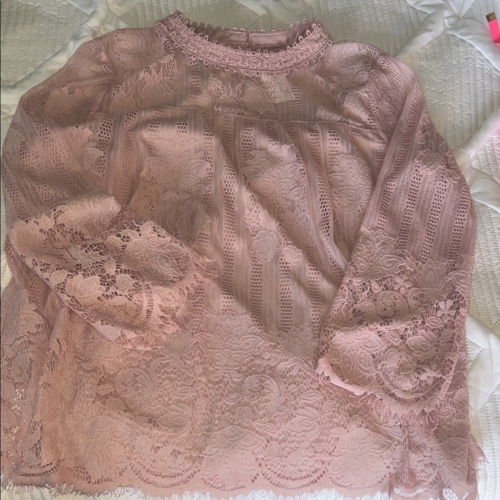 Soho Dusty Pink Lace Long-Sleeve Blouse